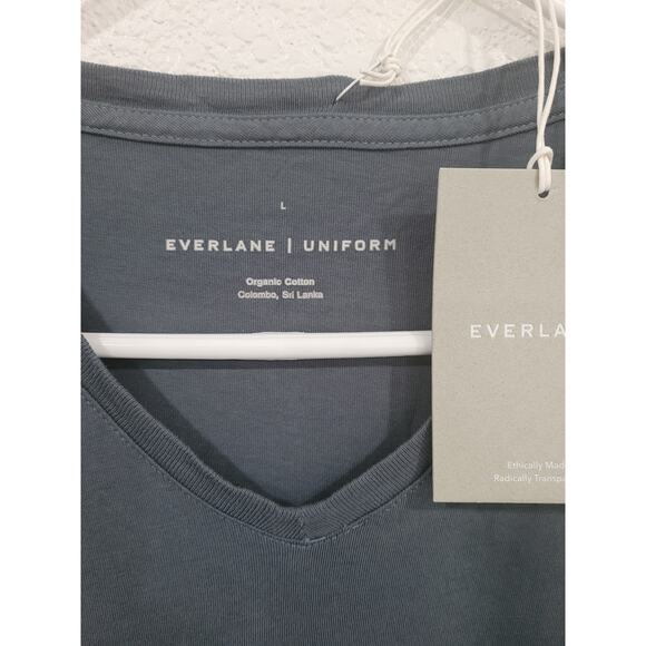 Everlane‎ Uniform Adult V Neck T-Shirt size Large Gray - Picture 3 of 4